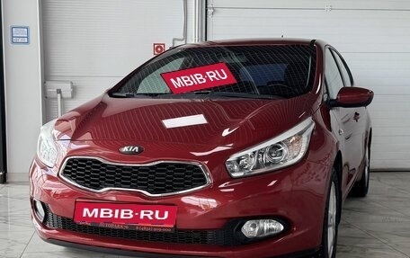 KIA cee'd III, 2013 год, 1 129 000 рублей, 2 фотография