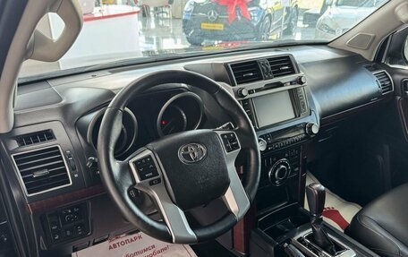 Toyota Land Cruiser Prado 150 рестайлинг 2, 2016 год, 4 499 000 рублей, 7 фотография