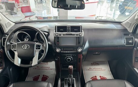 Toyota Land Cruiser Prado 150 рестайлинг 2, 2016 год, 4 499 000 рублей, 15 фотография