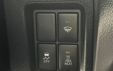 Toyota Land Cruiser Prado 150 рестайлинг 2, 2016 год, 4 499 000 рублей, 20 фотография