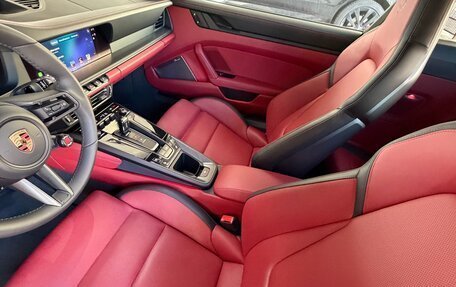Porsche 911, 2024 год, 27 500 000 рублей, 10 фотография