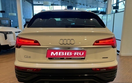 Audi Q5, 2021 год, 4 490 000 рублей, 5 фотография