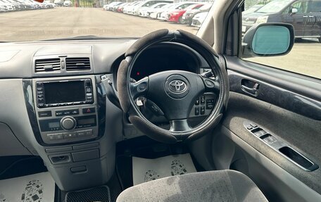 Toyota Ipsum II, 2001 год, 809 000 рублей, 15 фотография