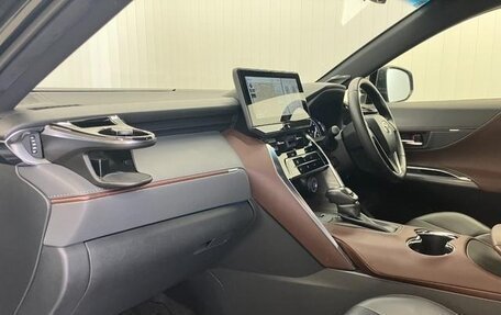 Toyota Harrier, 2019 год, 2 380 000 рублей, 6 фотография