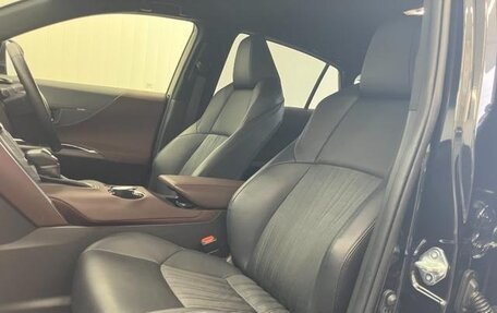 Toyota Harrier, 2019 год, 2 380 000 рублей, 8 фотография