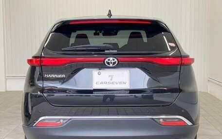 Toyota Harrier, 2019 год, 2 380 000 рублей, 4 фотография