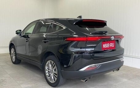 Toyota Harrier, 2019 год, 2 380 000 рублей, 3 фотография