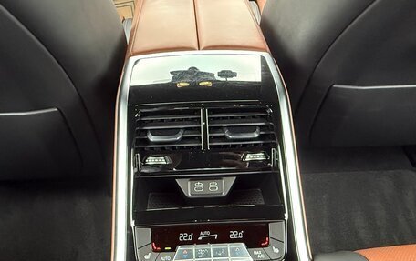 BMW 8 серия, 2023 год, 9 950 000 рублей, 18 фотография