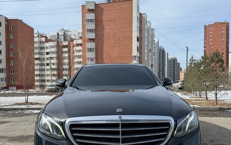 Mercedes-Benz E-Класс, 2019 год, 2 490 000 рублей, 1 фотография