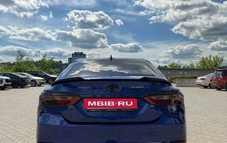 Toyota Camry, 2021 год, 3 100 000 рублей, 9 фотография
