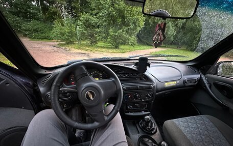 Chevrolet Niva I рестайлинг, 2004 год, 250 000 рублей, 8 фотография