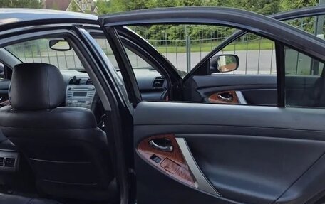Toyota Camry, 2008 год, 990 000 рублей, 10 фотография