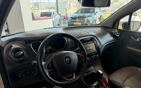 Renault Kaptur I рестайлинг, 2017 год, 1 369 000 рублей, 8 фотография