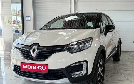 Renault Kaptur I рестайлинг, 2017 год, 1 369 000 рублей, 2 фотография