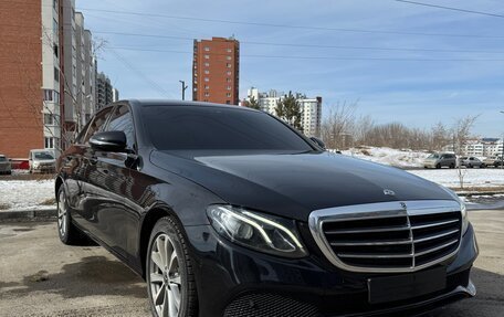 Mercedes-Benz E-Класс, 2019 год, 2 490 000 рублей, 3 фотография