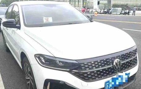 Volkswagen Lavida, 2023 год, 1 674 000 рублей, 4 фотография