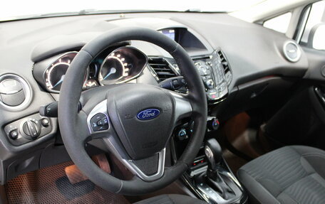 Ford Fiesta, 2015 год, 782 000 рублей, 9 фотография