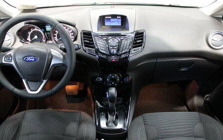 Ford Fiesta, 2015 год, 782 000 рублей, 8 фотография