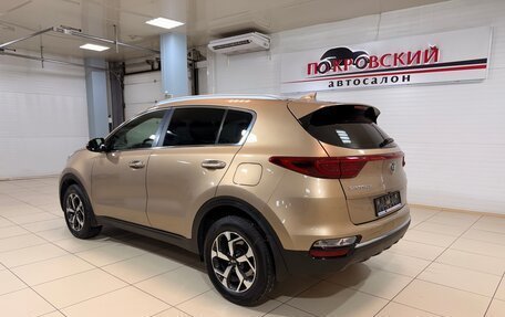 KIA Sportage IV рестайлинг, 2019 год, 2 100 000 рублей, 11 фотография