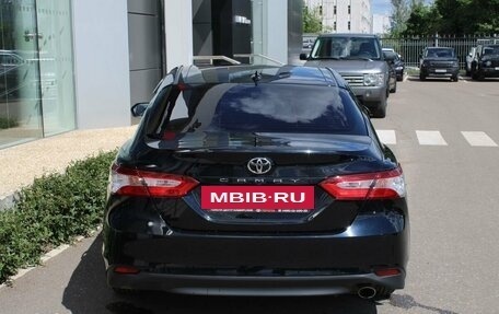 Toyota Camry, 2018 год, 2 675 000 рублей, 4 фотография