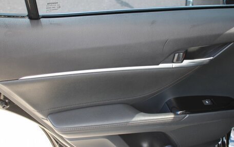 Toyota Camry, 2018 год, 2 675 000 рублей, 12 фотография