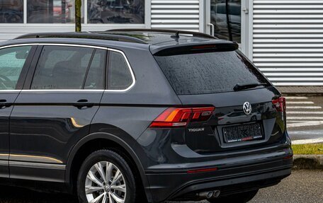 Volkswagen Tiguan II, 2018 год, 1 995 000 рублей, 10 фотография