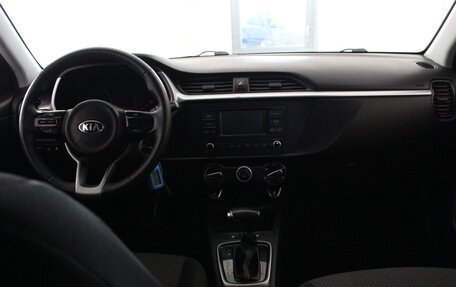 KIA Rio IV, 2021 год, 1 580 000 рублей, 9 фотография