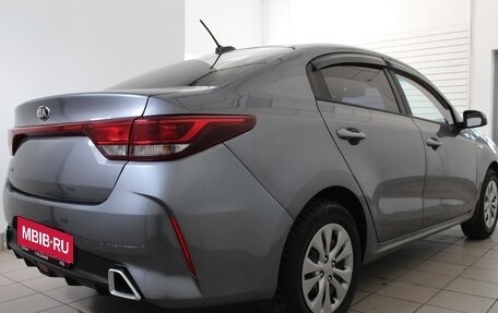 KIA Rio IV, 2021 год, 1 580 000 рублей, 4 фотография
