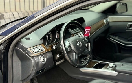 Mercedes-Benz E-Класс, 2013 год, 1 750 000 рублей, 5 фотография