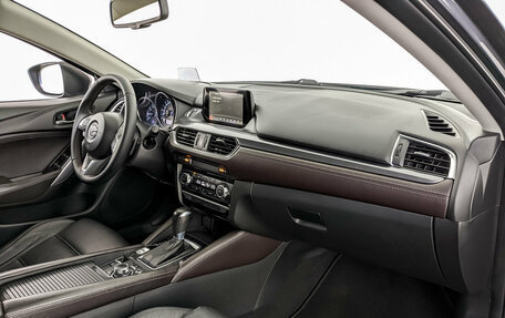Mazda 6, 2016 год, 1 880 000 рублей, 11 фотография