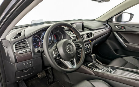 Mazda 6, 2016 год, 1 880 000 рублей, 17 фотография