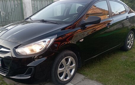 Hyundai Solaris II рестайлинг, 2014 год, 775 000 рублей, 1 фотография