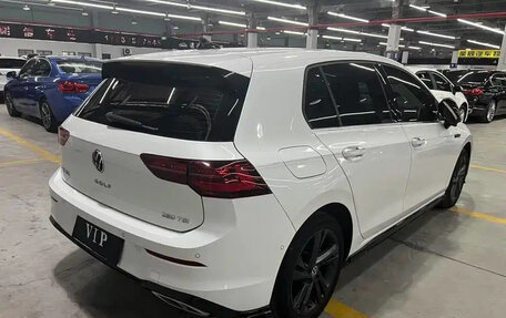 Volkswagen Golf VIII, 2022 год, 1 643 800 рублей, 4 фотография