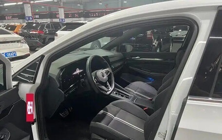 Volkswagen Golf VIII, 2022 год, 1 643 800 рублей, 7 фотография