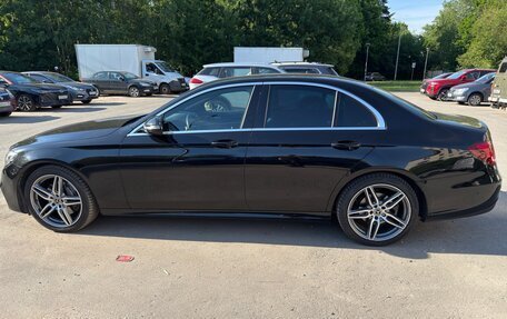 Mercedes-Benz E-Класс, 2018 год, 3 500 000 рублей, 12 фотография