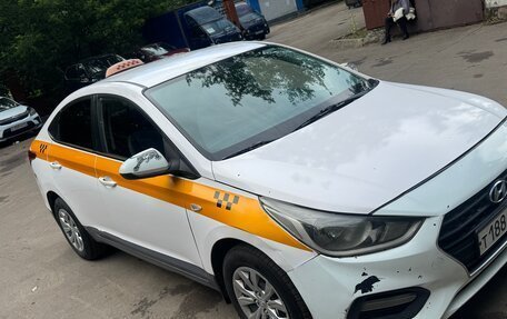 Hyundai Solaris II рестайлинг, 2017 год, 480 000 рублей, 2 фотография
