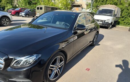 Mercedes-Benz E-Класс, 2018 год, 3 500 000 рублей, 11 фотография
