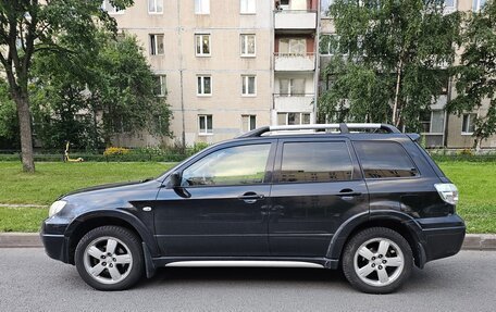 Mitsubishi Outlander III рестайлинг 3, 2007 год, 550 000 рублей, 2 фотография
