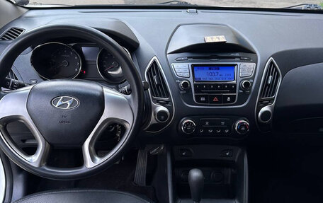 Hyundai ix35 I рестайлинг, 2011 год, 930 000 рублей, 30 фотография
