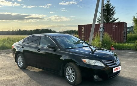 Toyota Camry, 2011 год, 1 100 000 рублей, 2 фотография