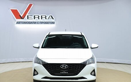 Hyundai Solaris II рестайлинг, 2021 год, 1 330 000 рублей, 2 фотография