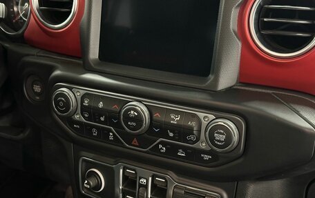 Jeep Gladiator, 2022 год, 9 089 900 рублей, 18 фотография