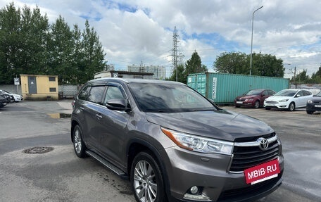 Toyota Highlander III, 2014 год, 2 549 000 рублей, 3 фотография