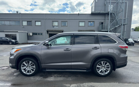 Toyota Highlander III, 2014 год, 2 549 000 рублей, 8 фотография