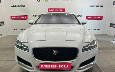Jaguar XF II, 2016 год, 1 635 000 рублей, 8 фотография