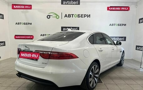 Jaguar XF II, 2016 год, 1 635 000 рублей, 5 фотография