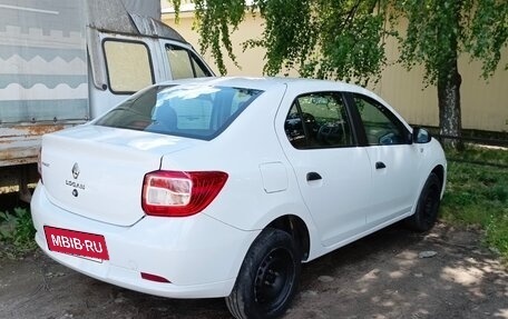 Renault Logan II, 2015 год, 415 000 рублей, 3 фотография