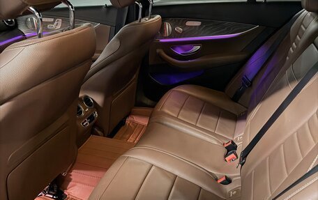 Mercedes-Benz E-Класс, 2022 год, 5 499 999 рублей, 10 фотография