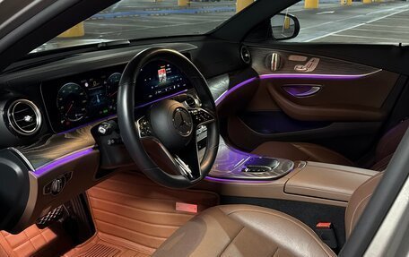 Mercedes-Benz E-Класс, 2022 год, 5 499 999 рублей, 9 фотография