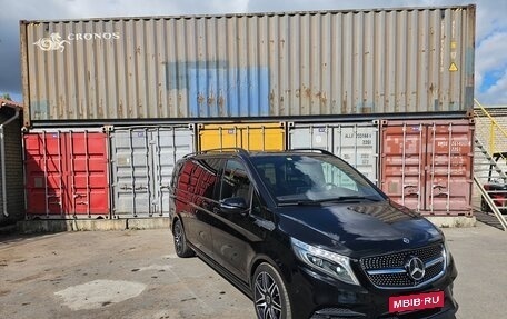 Mercedes-Benz V-Класс, 2018 год, 5 600 000 рублей, 9 фотография